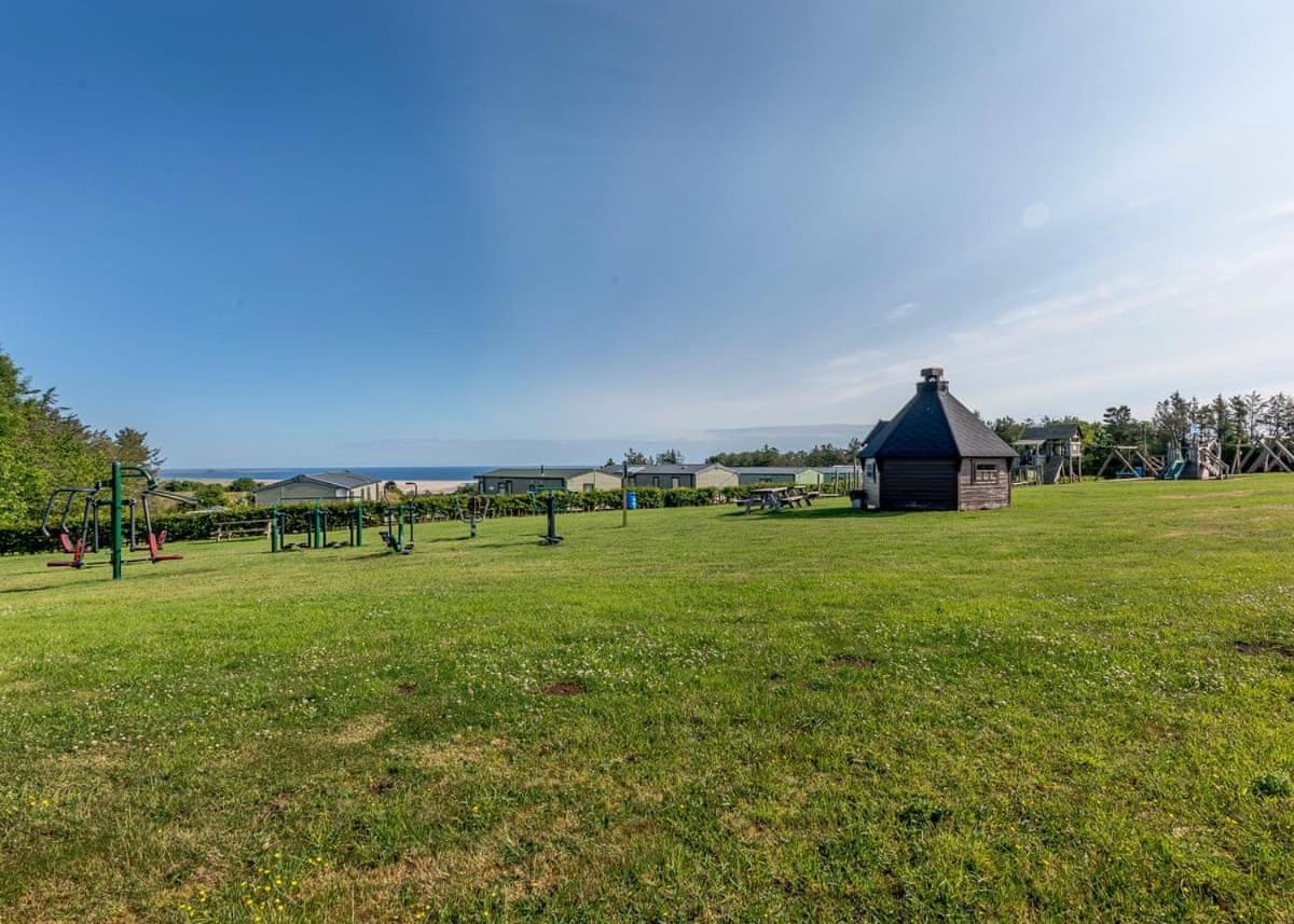 Waren Caravan Park Bamburgh Exterior foto