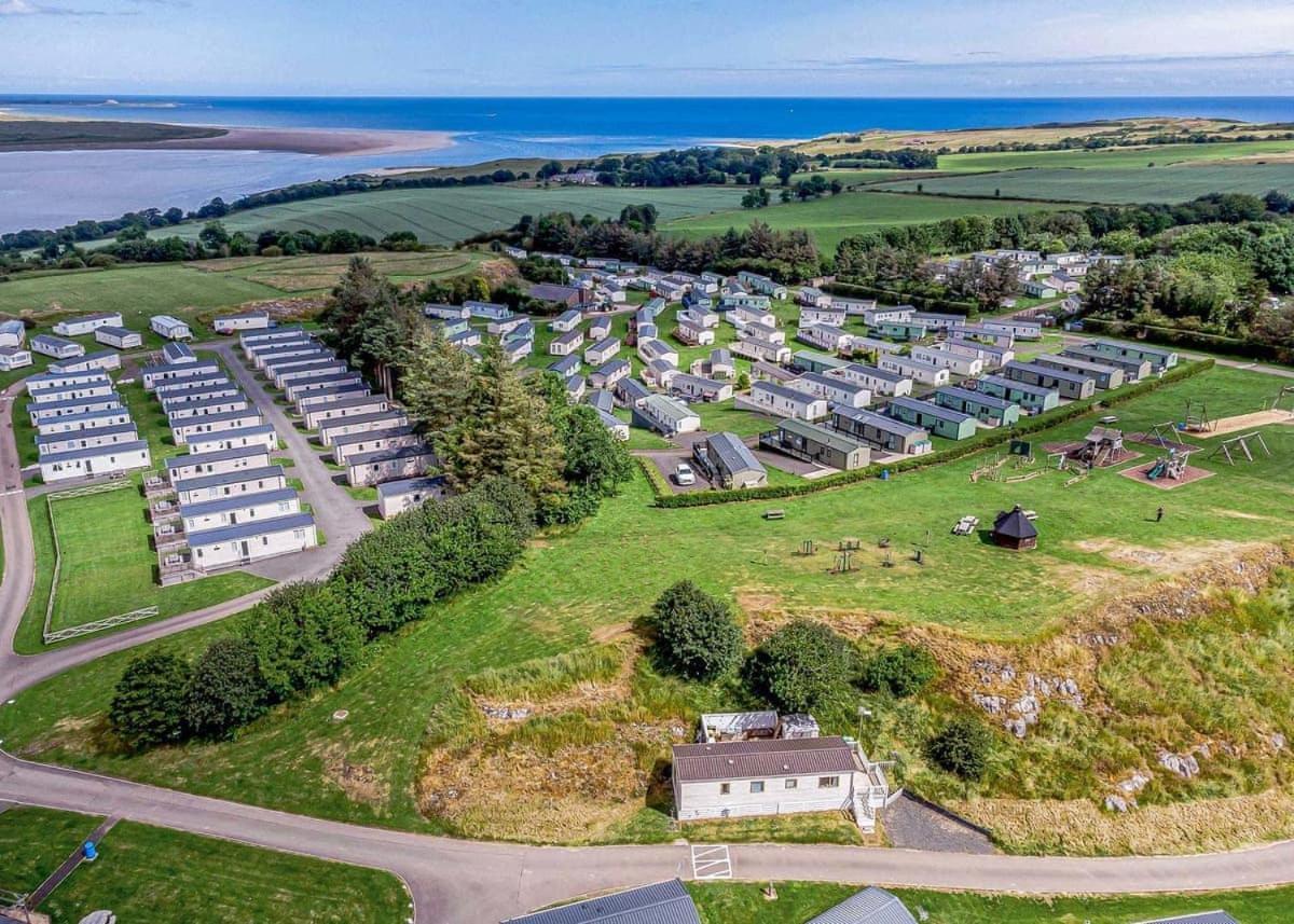 Waren Caravan Park Bamburgh Exterior foto